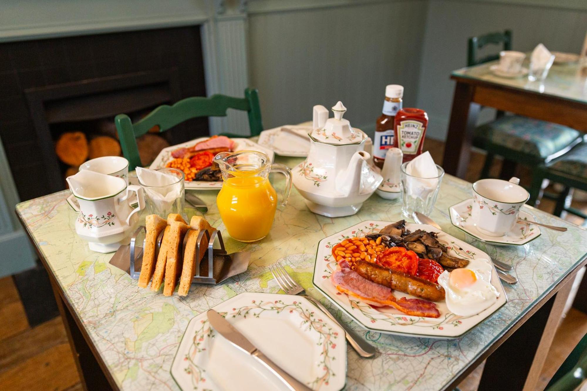 Ty Newydd B&B เบรคอน ภายนอก รูปภาพ